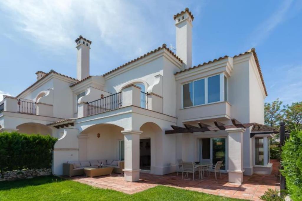 Casa Los Olivos 阿尔科斯-德拉弗龙特拉 外观 照片